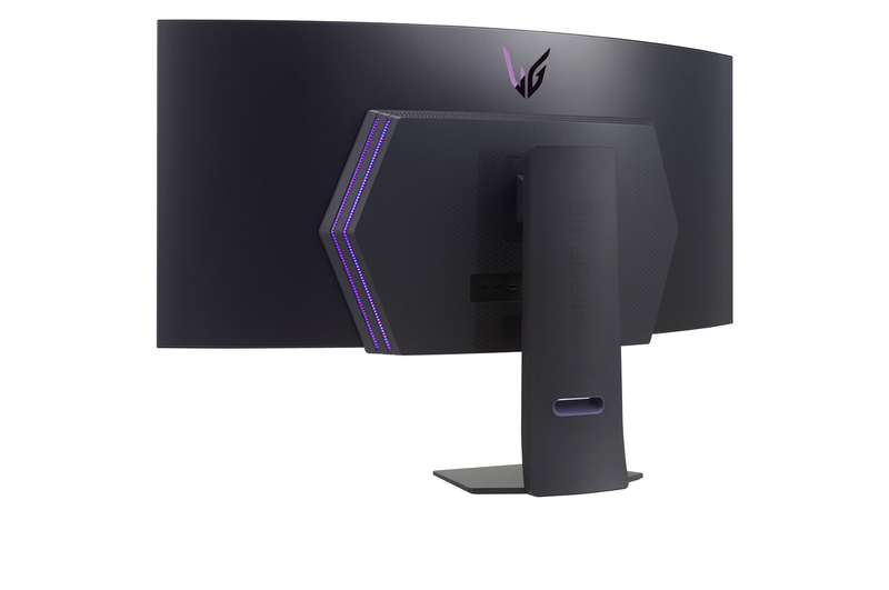 Monitor Gaming LG UltraGear OLED 45" Ultra-WQHD 240Hz G-Sync Curvo